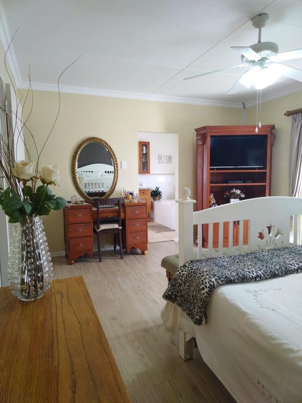 4 Bedroom Property for Sale in Vredendal Western Cape